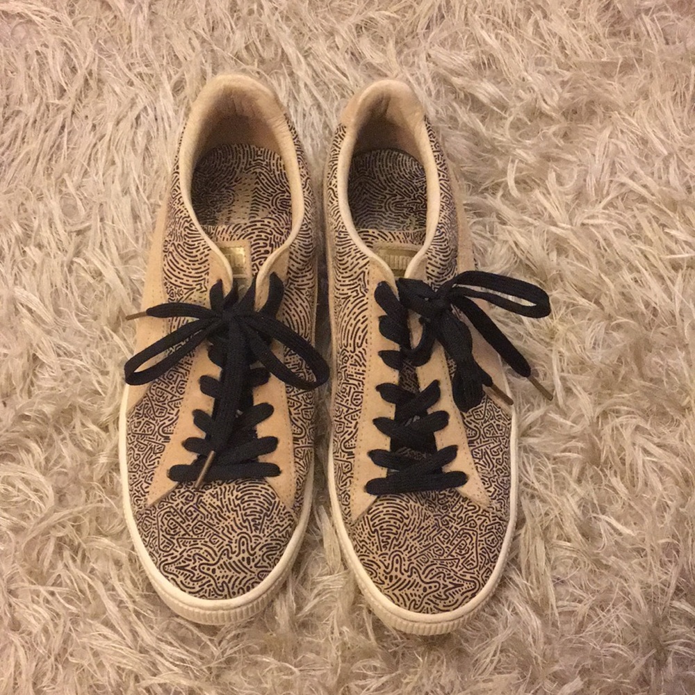 Puma x Solange suede sneakers “classic lines” sz 9